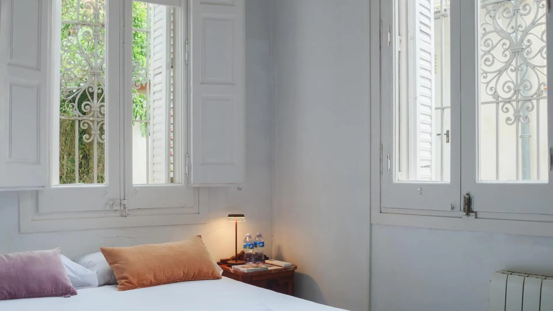 Verdi 254 Barcelona Bed & Breakfast