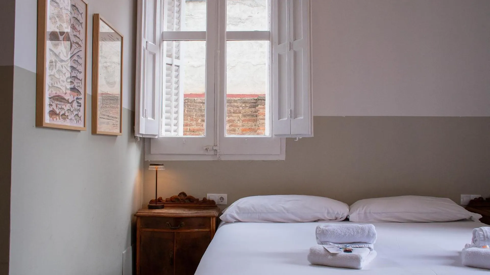 Verdi 254 Barcelona Bed & Breakfast